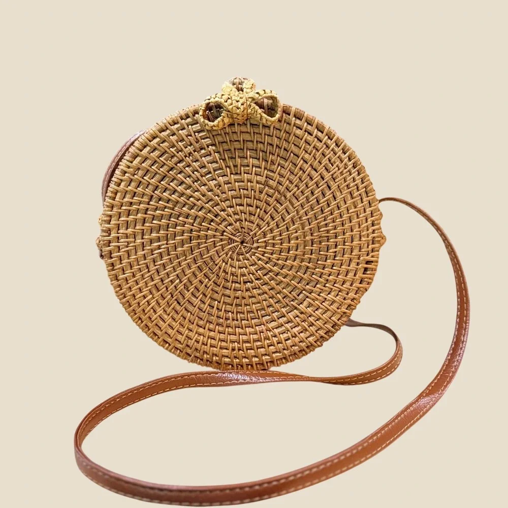 Round Woven Rattan‎ Crossbody Bag Natural Tan Wicker Circle Purse Floral Lining